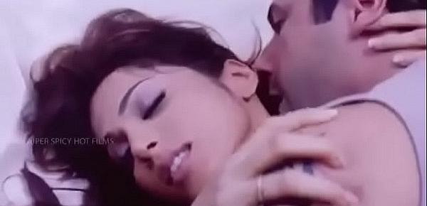  Bollywood Actress Isha Koppikar Sex scene....